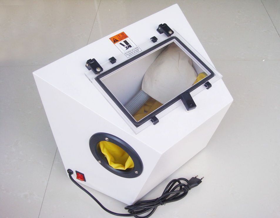 portable sandblasting machine