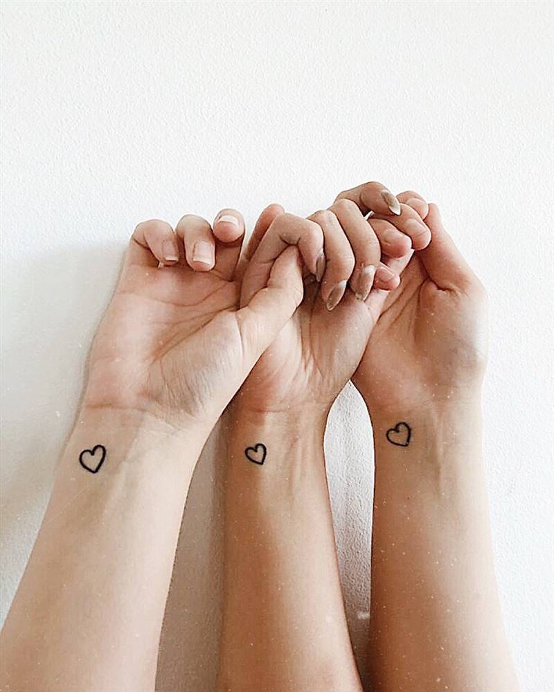 tatuajes pequeños de amistad