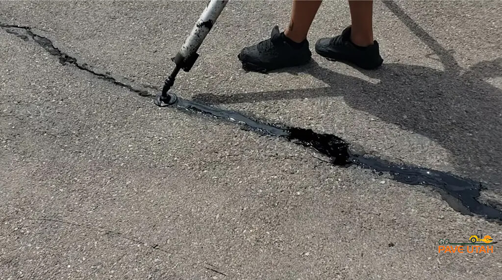 asphalt crack repair utah