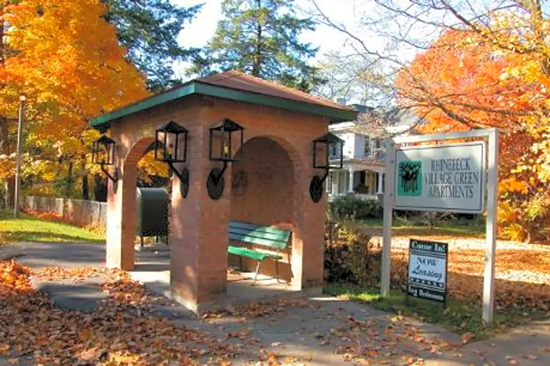 village green apartments rhinebeck ny