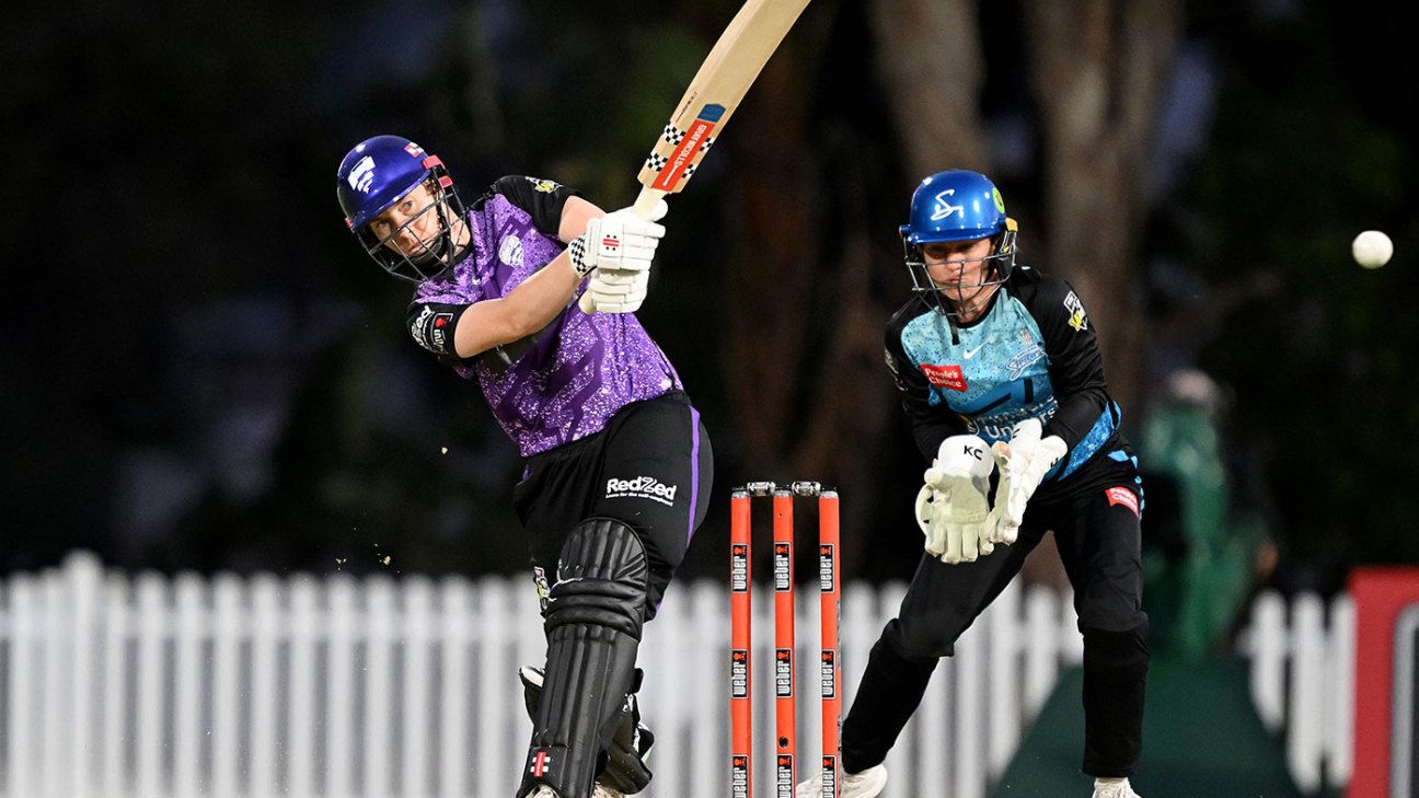 adelaide strikers women vs hobart hurricanes match scorecard