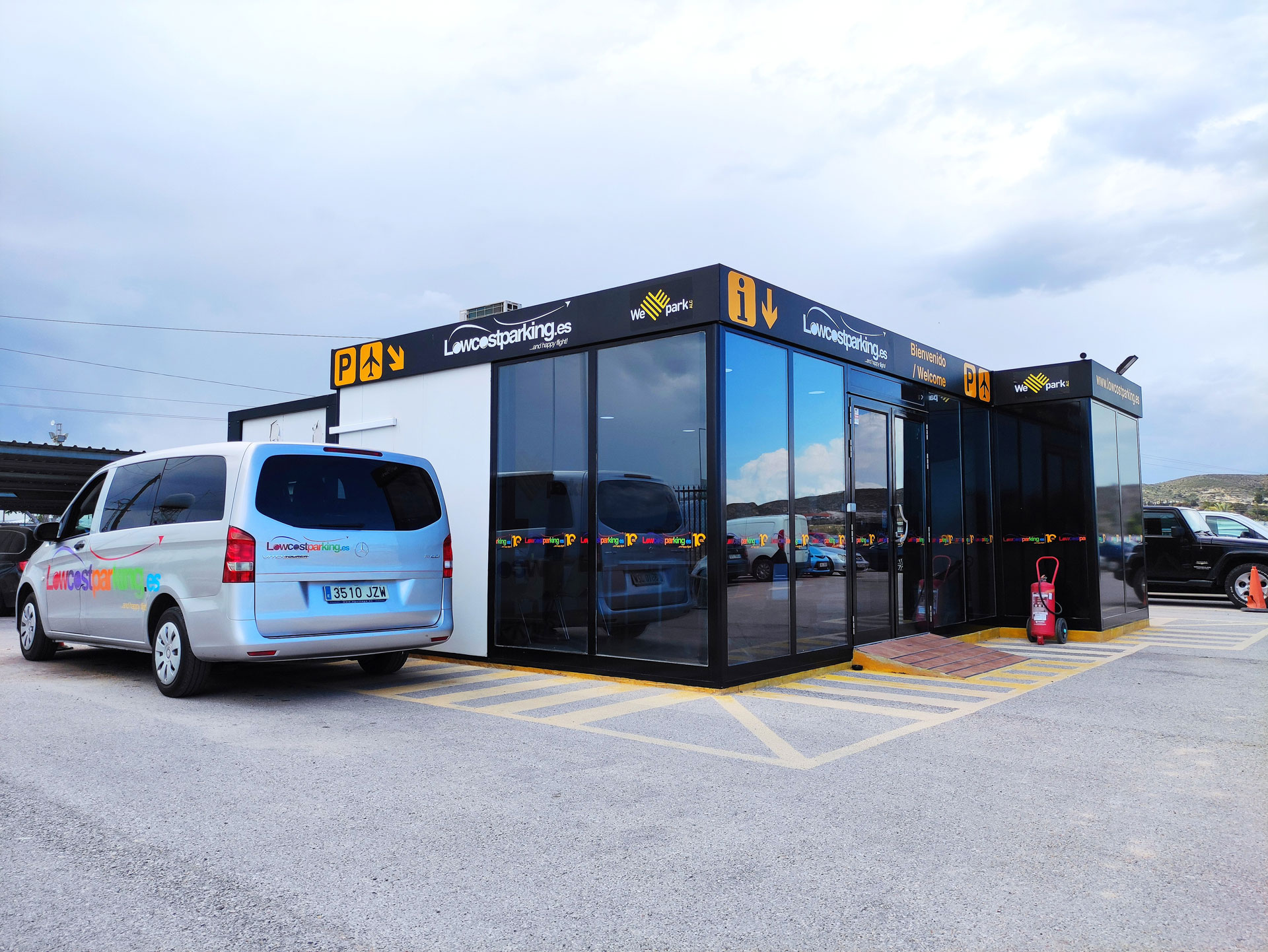 aeropuerto alicante parking low cost