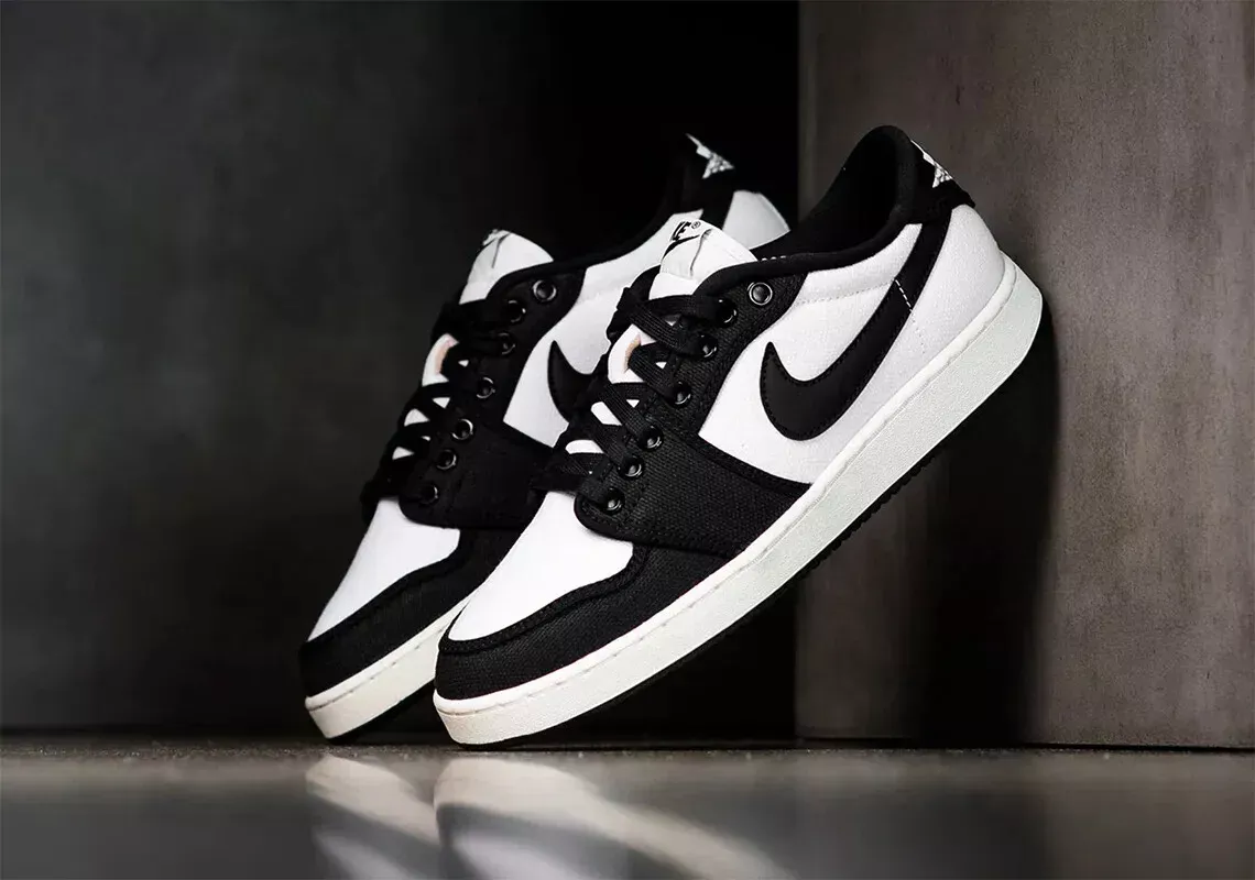 air jordan 1 low black and white