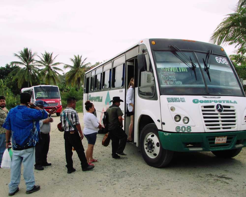 autobus de sayulita a puerto vallarta