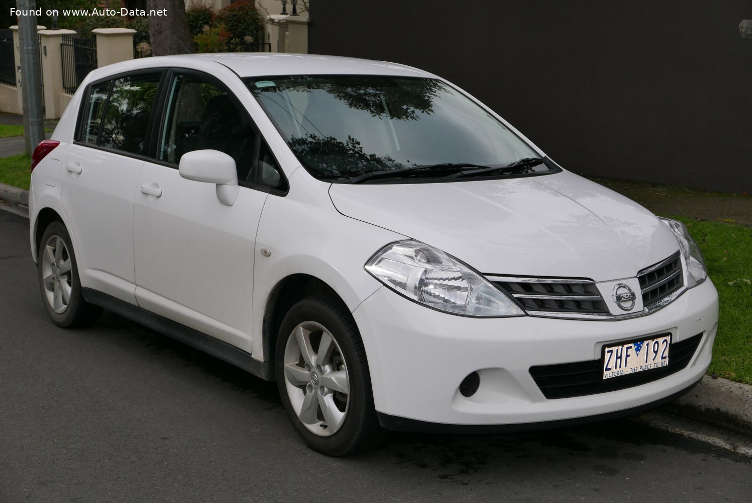 nissan tiida 2006 fuel consumption