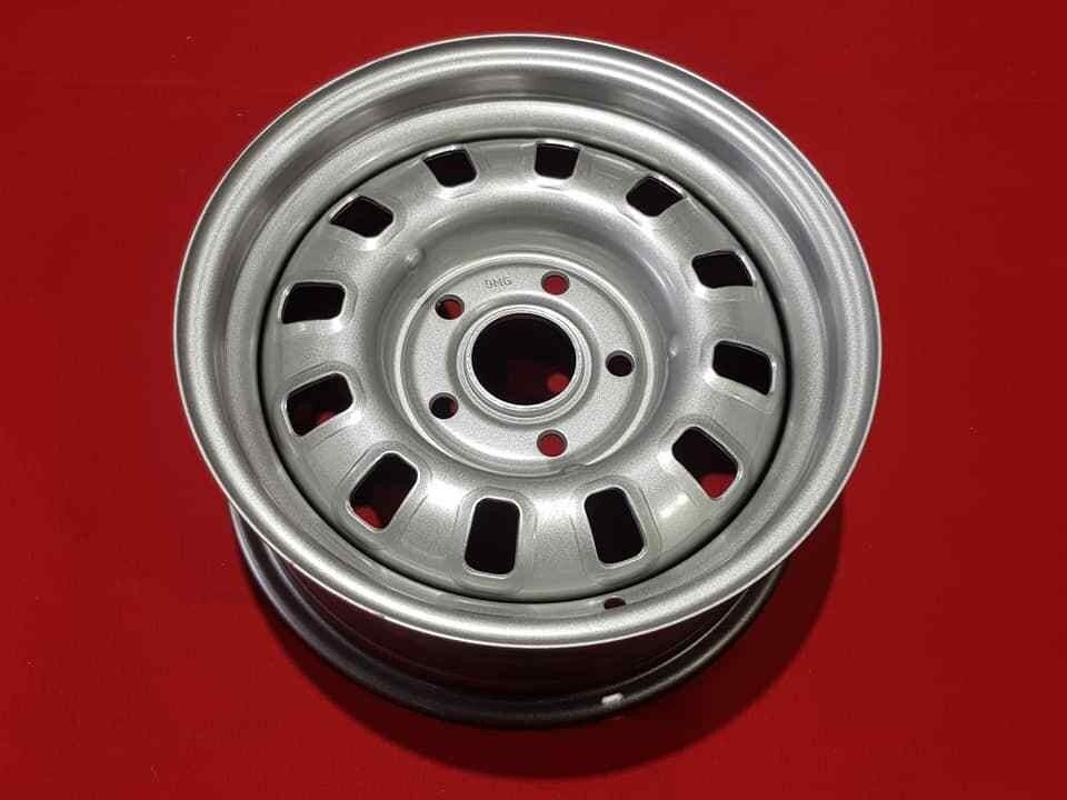 12 slot ford rims