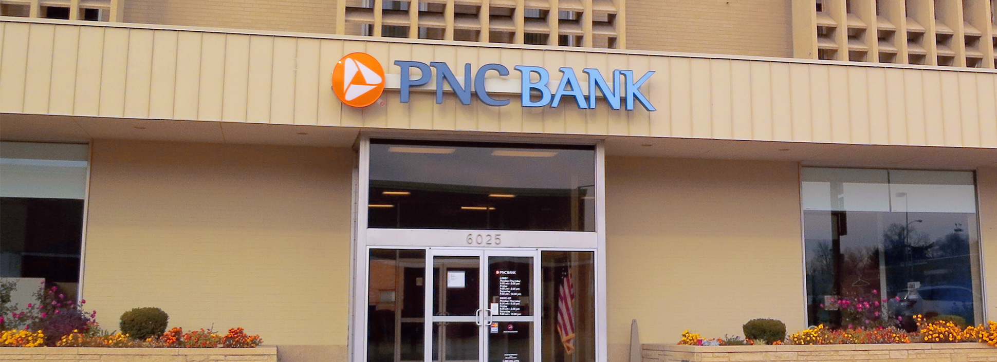 pnc bank branch hours