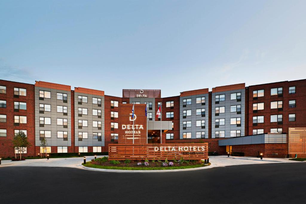 hotels in halifax dartmouth area