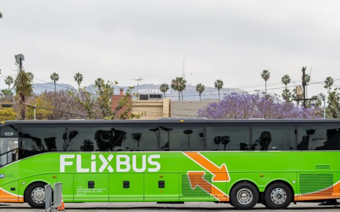 bus from la to palm springs