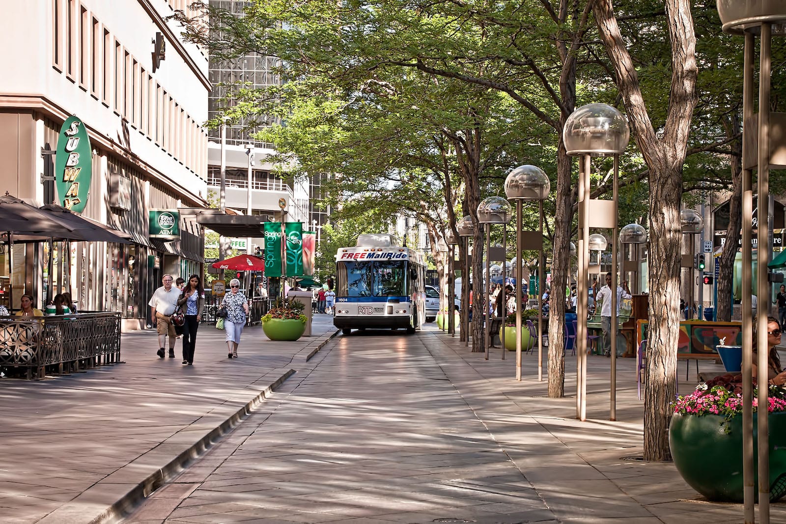 16th street mall clothing stores