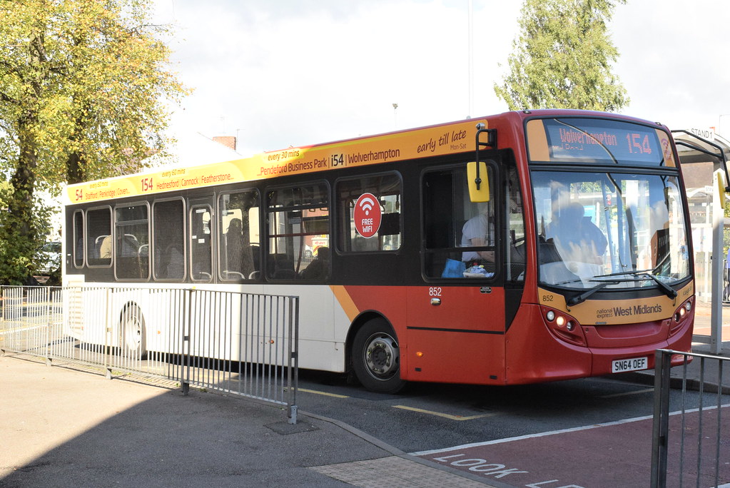 buses from wolverhampton to cannock