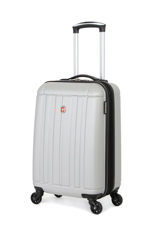 swiss gear carry on luggage