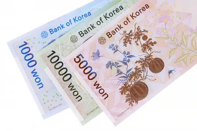 5000 won to usd