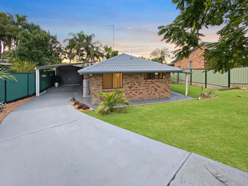 9 pleasant court carrara