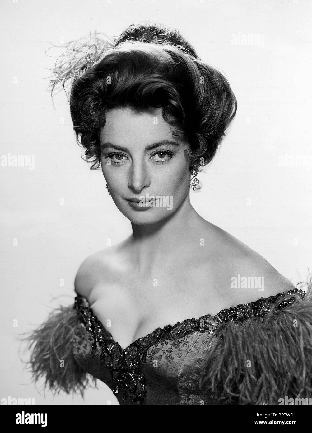 capucine actress