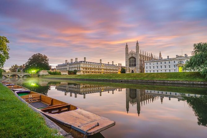 chauffeured punting tour in cambridge