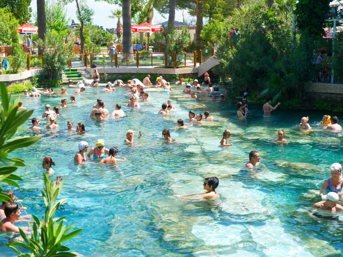 cleopatra pool pamukkale