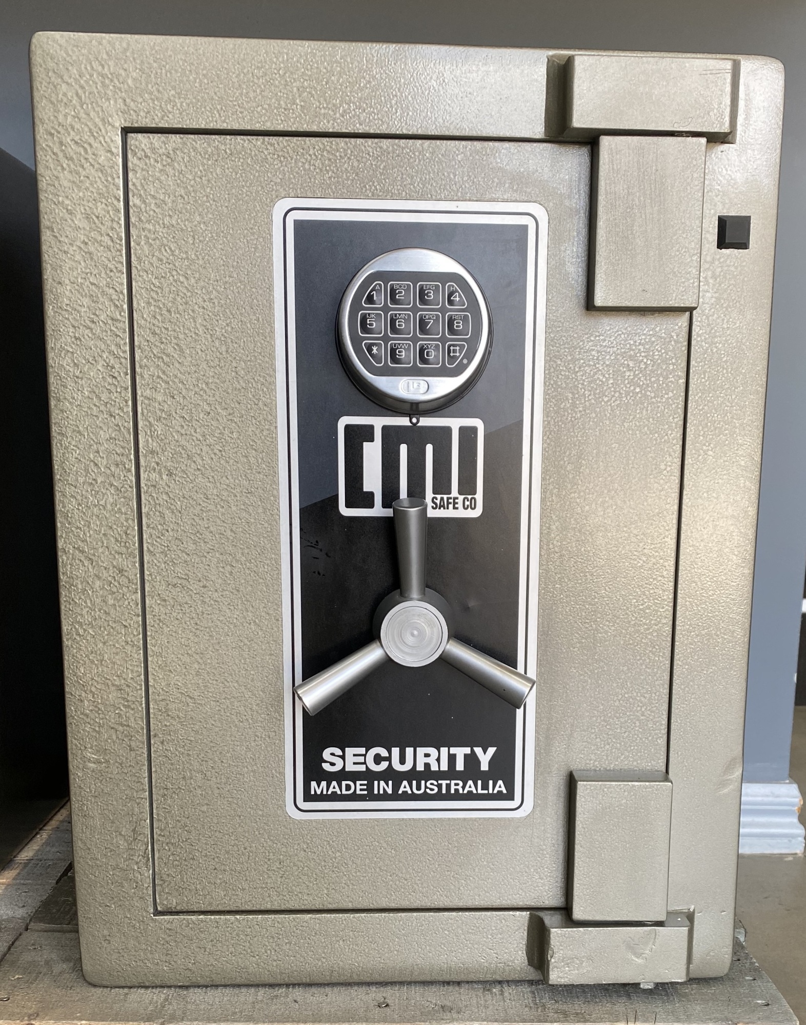 cmi safes