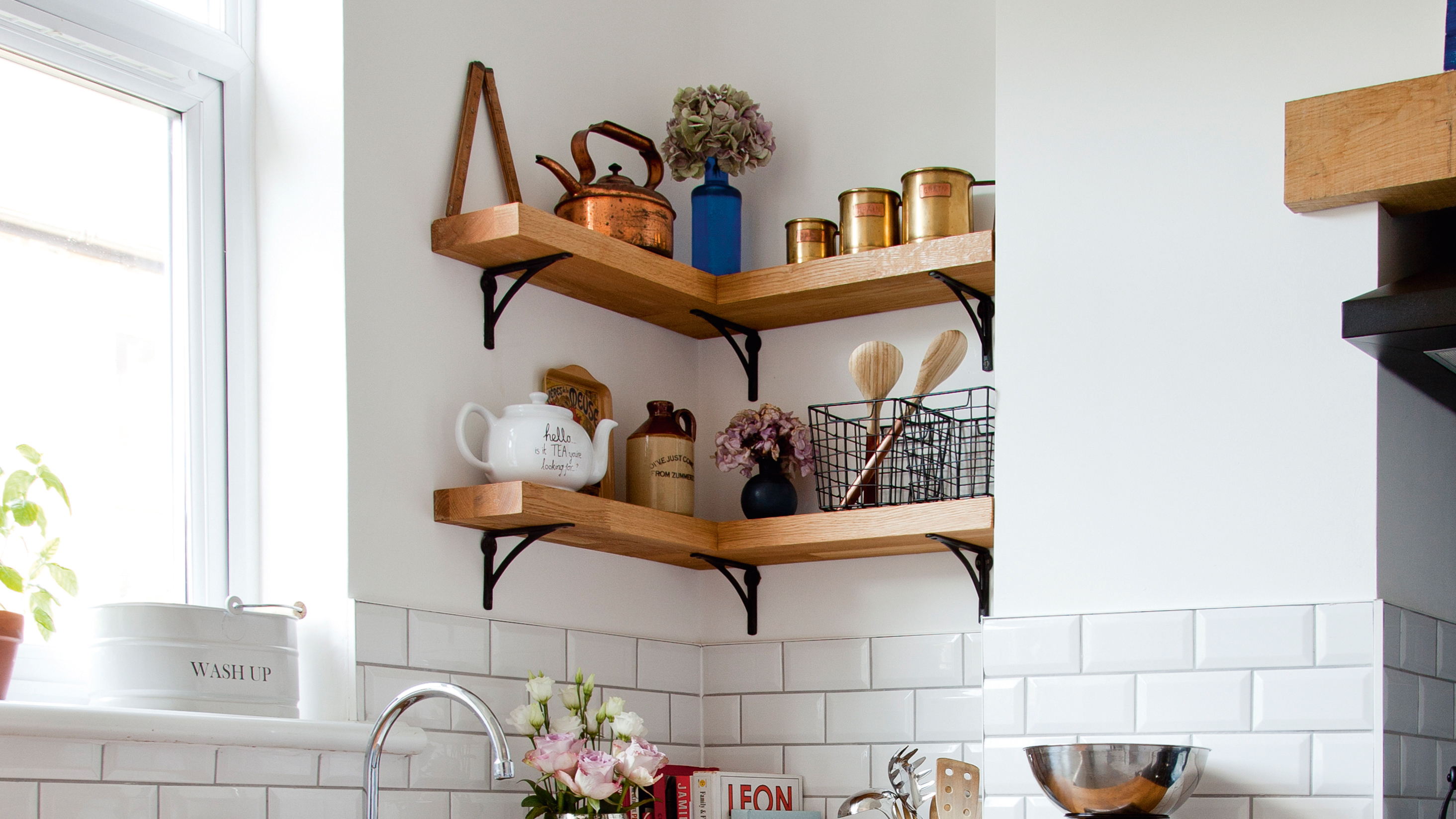 corner shelf ideas