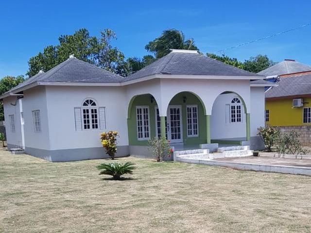houses for sale in ocho rios
