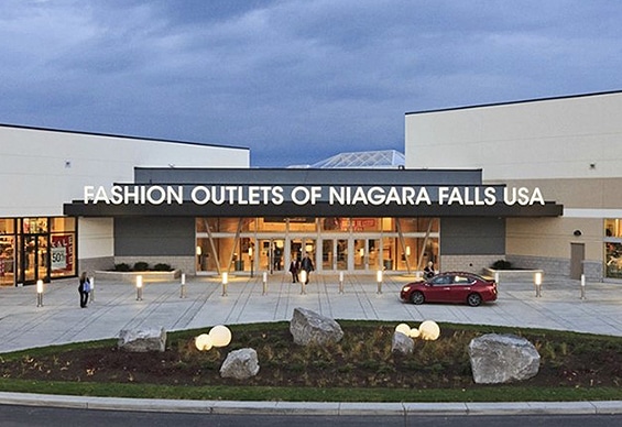 outlets near niagara falls usa