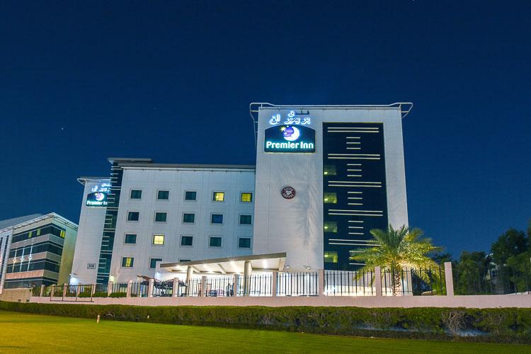 premier inn hotel dubai airport