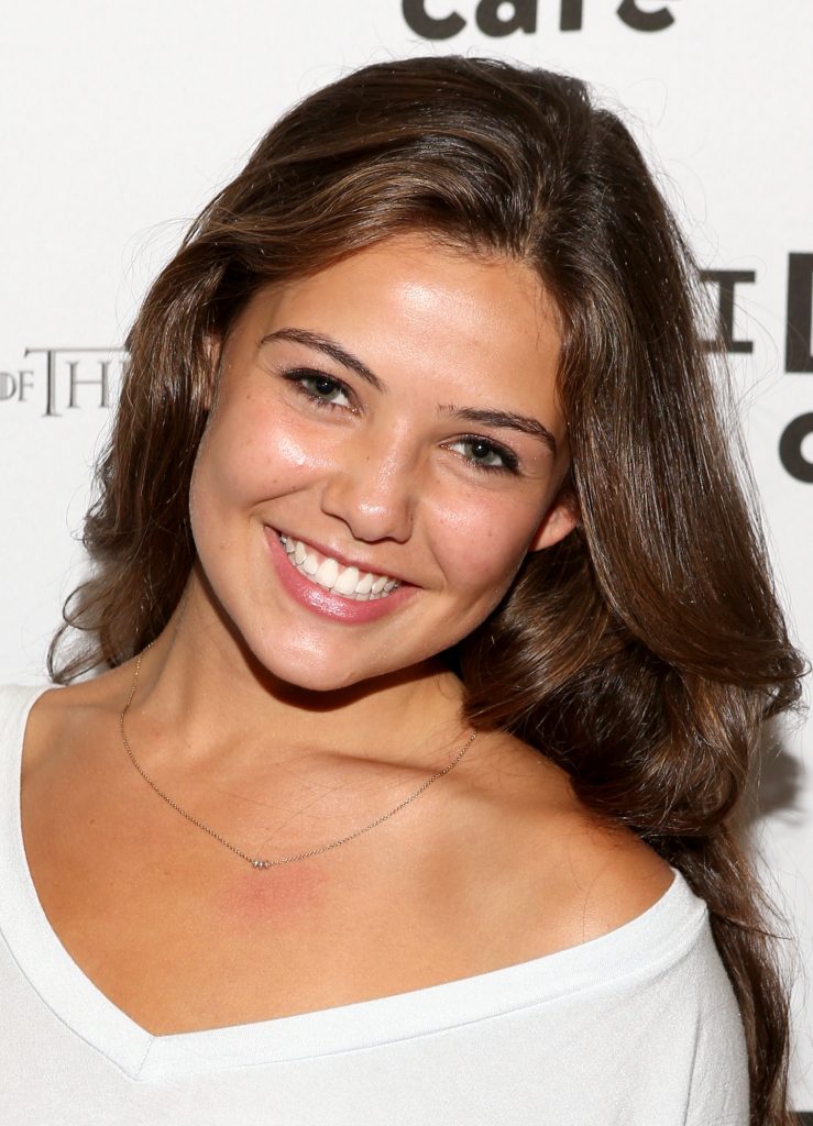 danielle campbell nackt