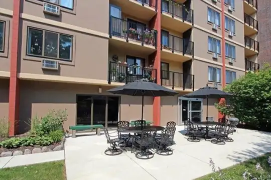 apartments in moline il