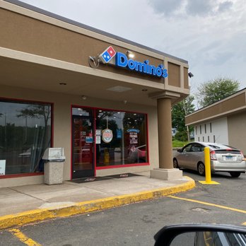 dominos bloomfield ave