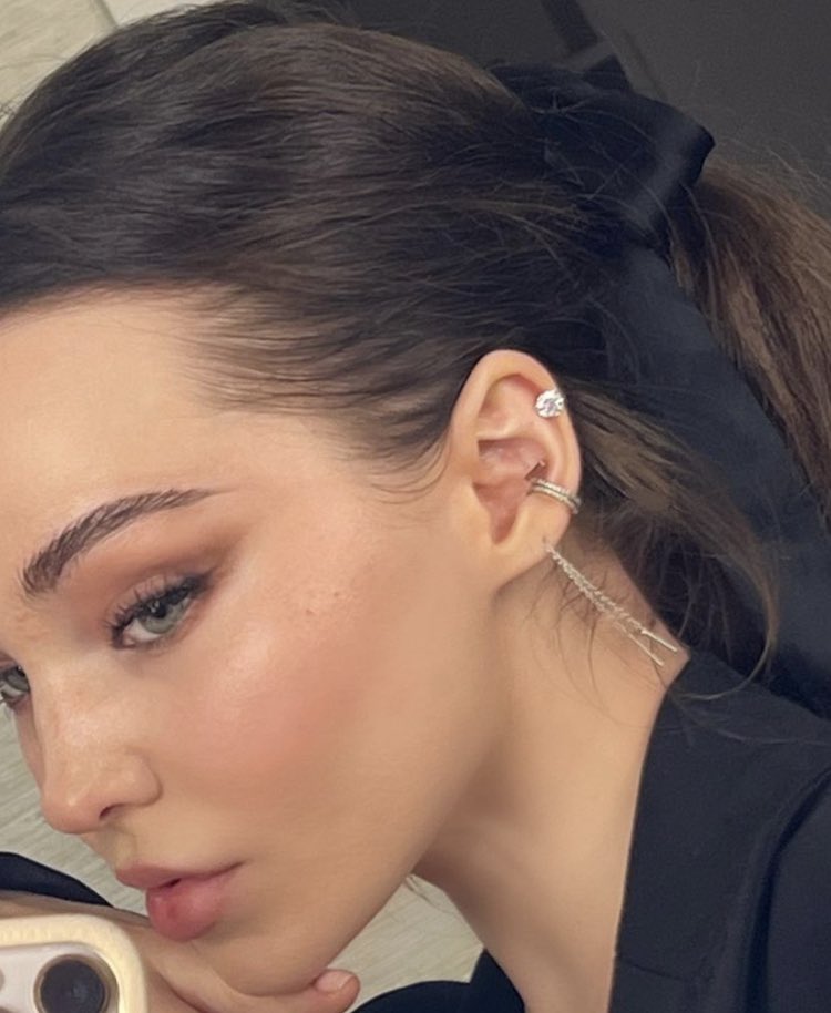 dove cameron ear piercings