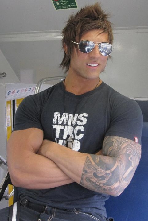 zyzz hairstyle