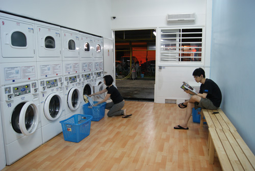 24 hour self-service laundromat near me