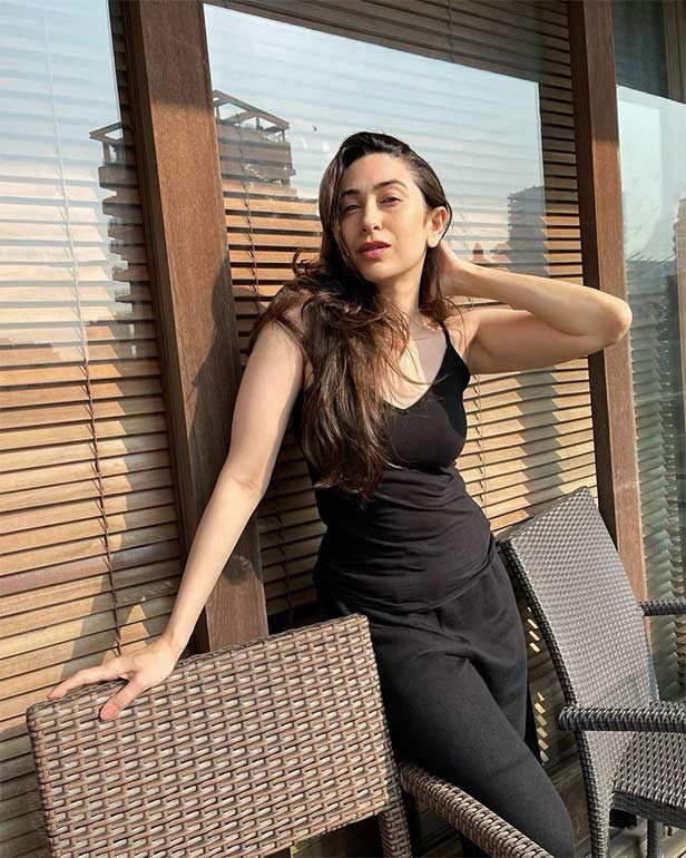 karishma kapoor hot images