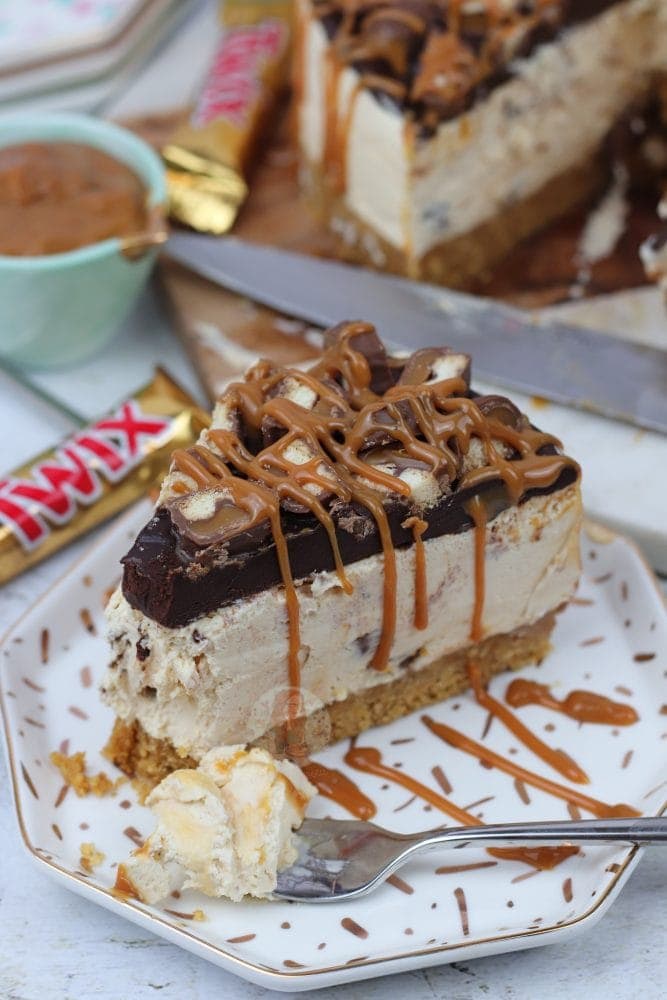 giant twix cheesecake