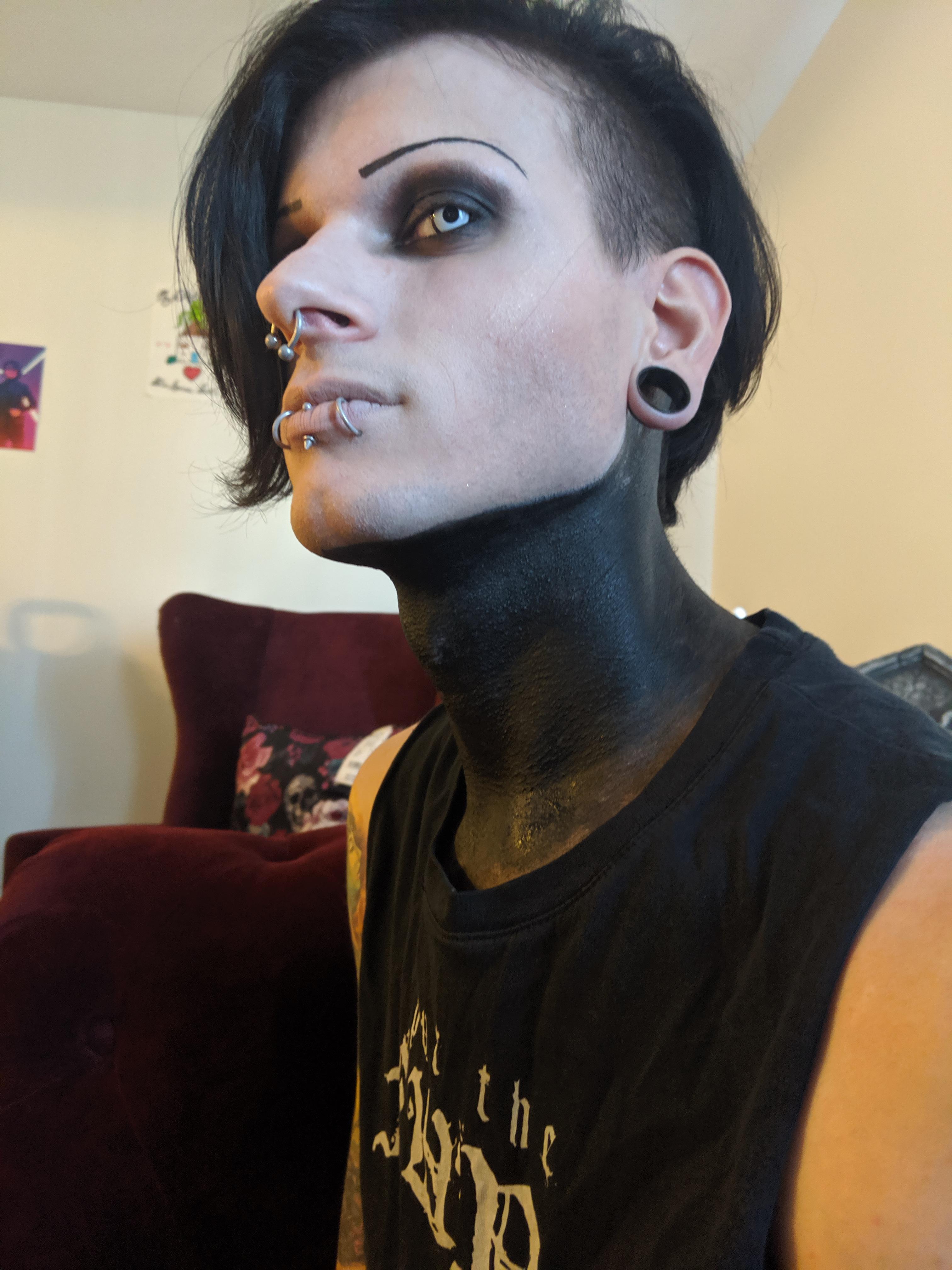 gothic makeup for guys