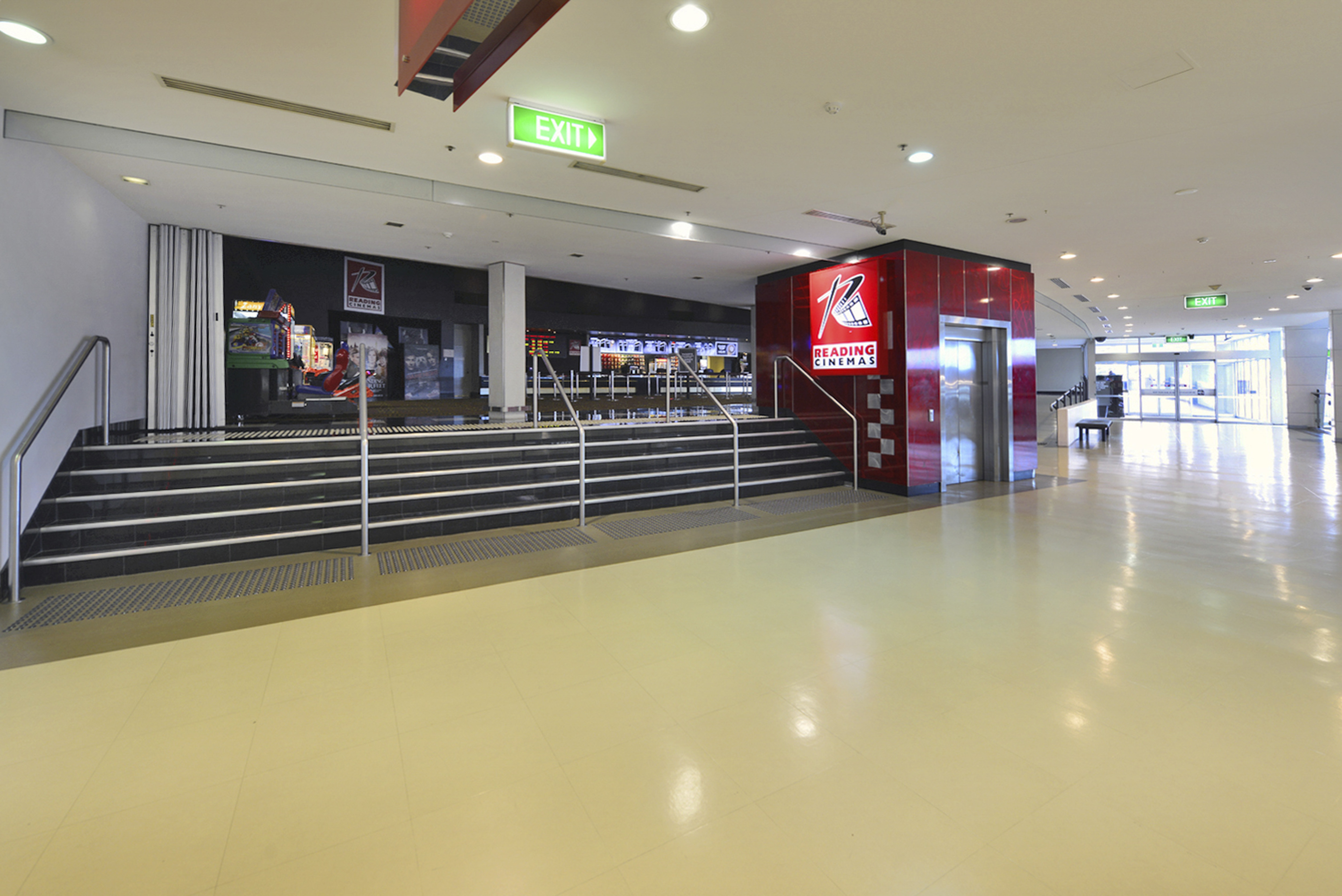 cinema west lakes