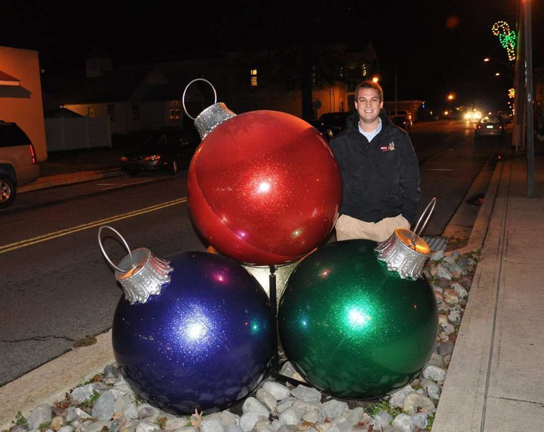 giant christmas balls