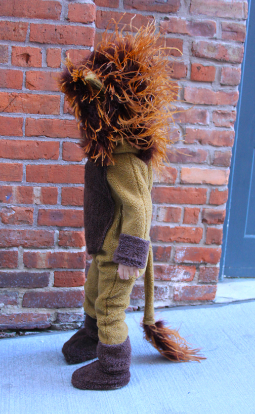 diy lion costume for adults