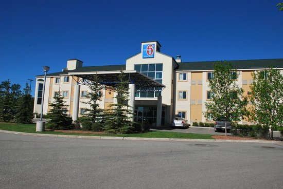 motel 6 red deer