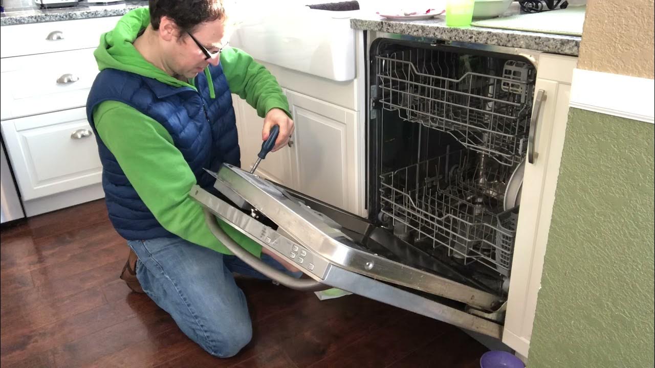 ge dishwasher leaking from door