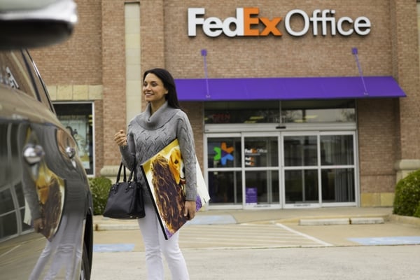 fedex store hours