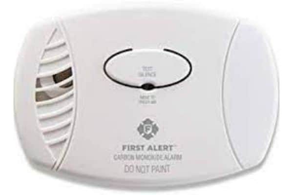 first alert carbon monoxide alarm beeping