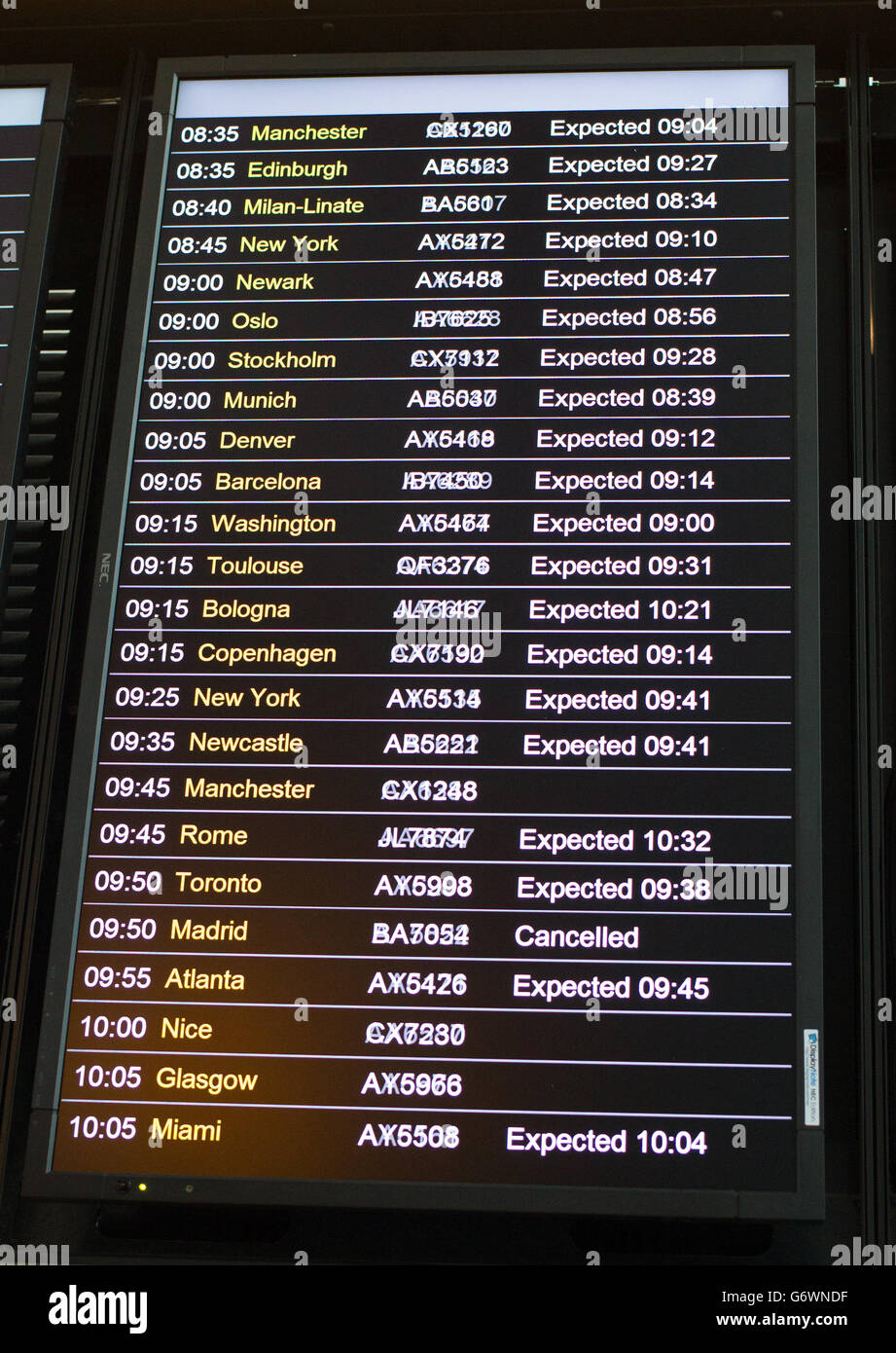 flights arriving to heathrow