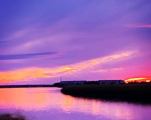 folly beach sunset cruise