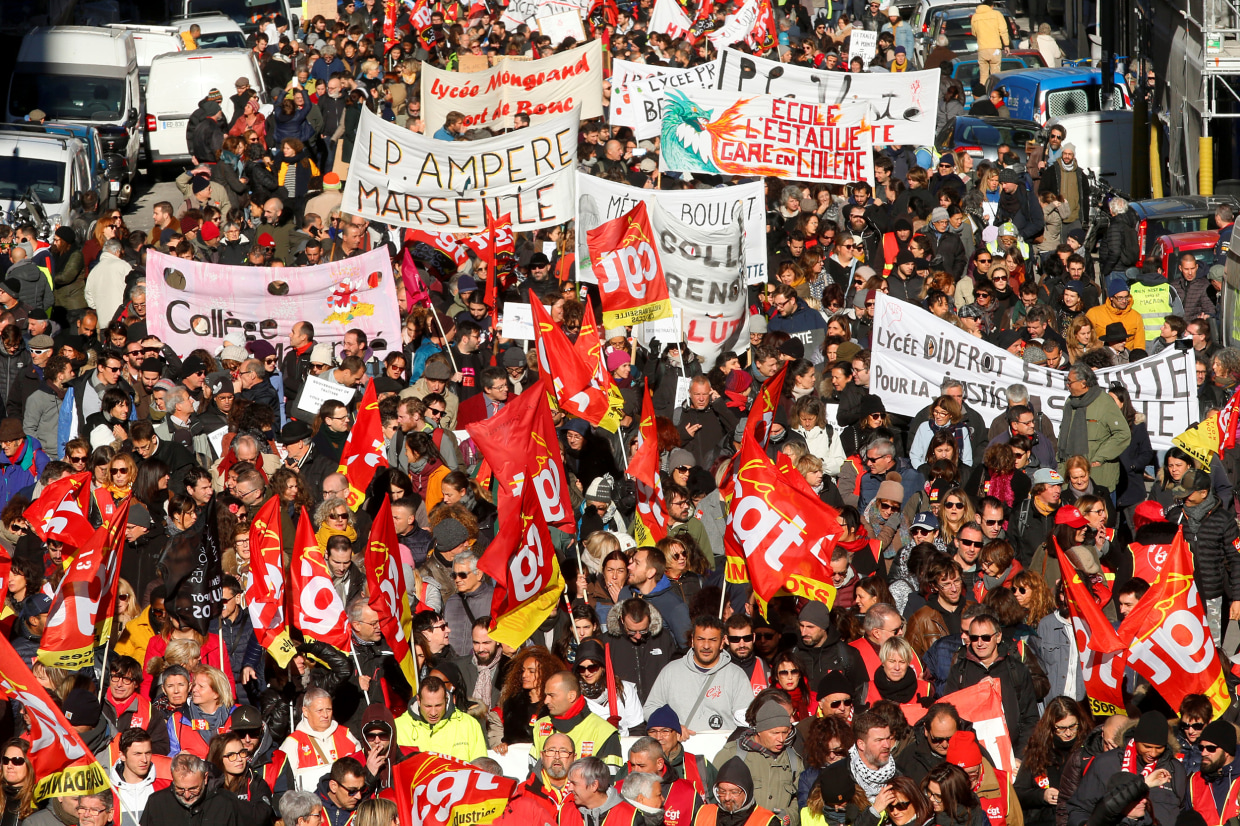 france protests pension