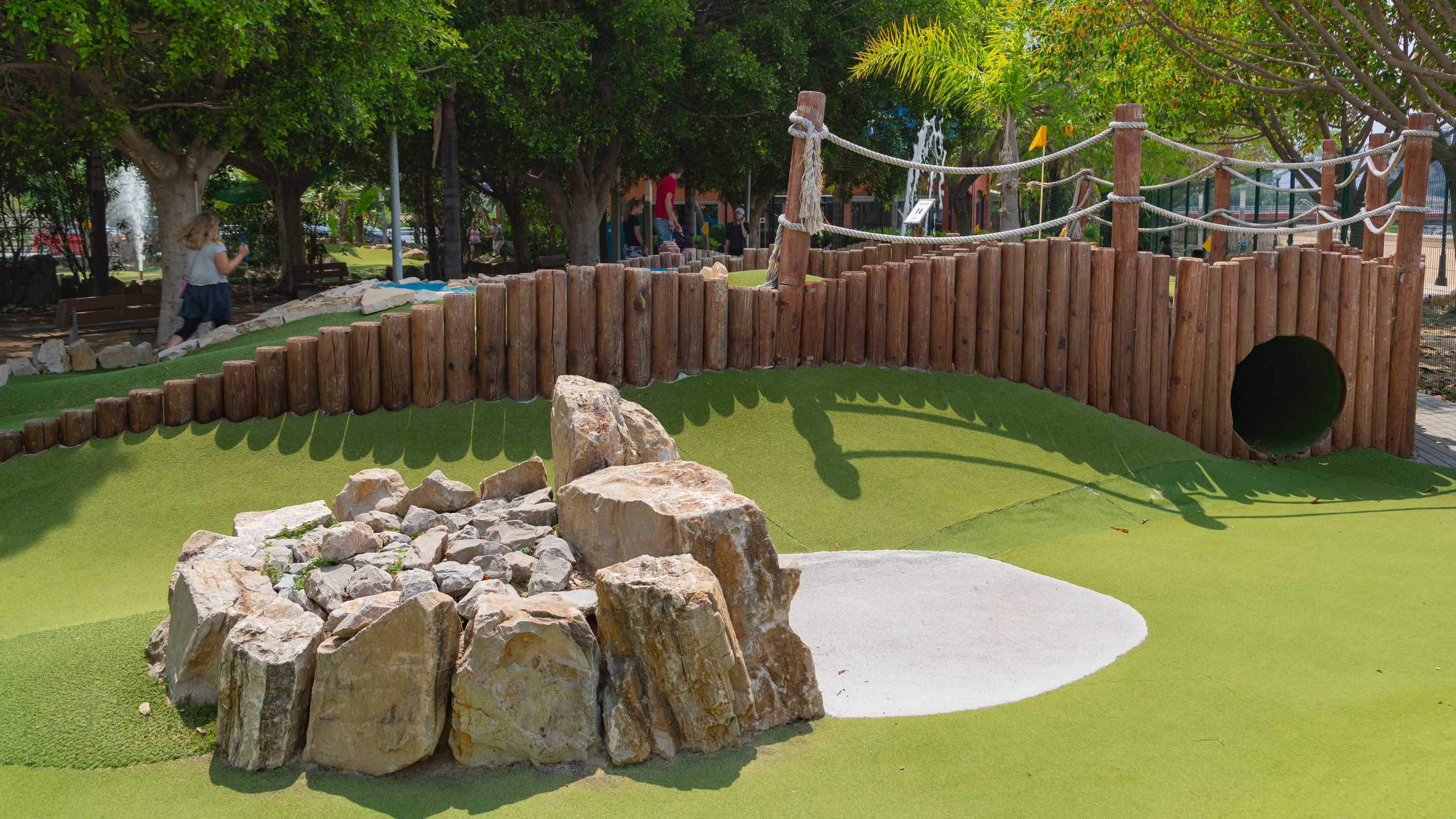 fuengirola crazy golf