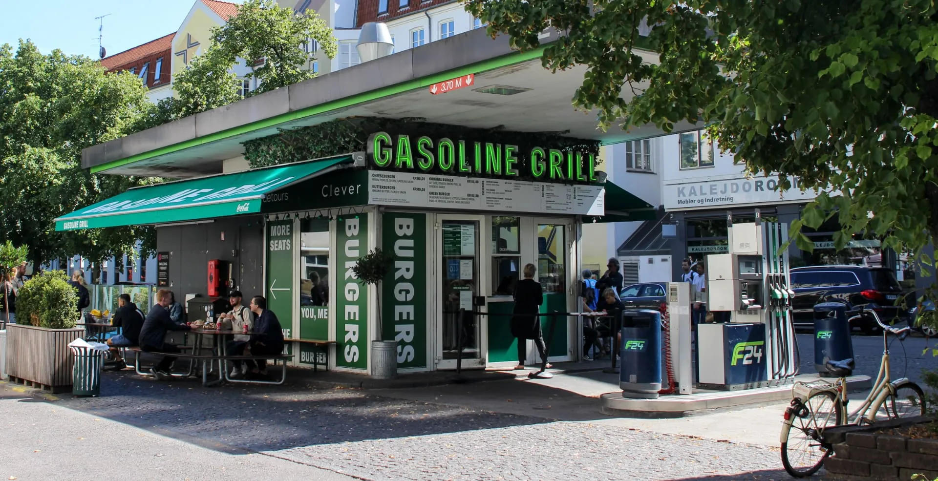 gasoline grill