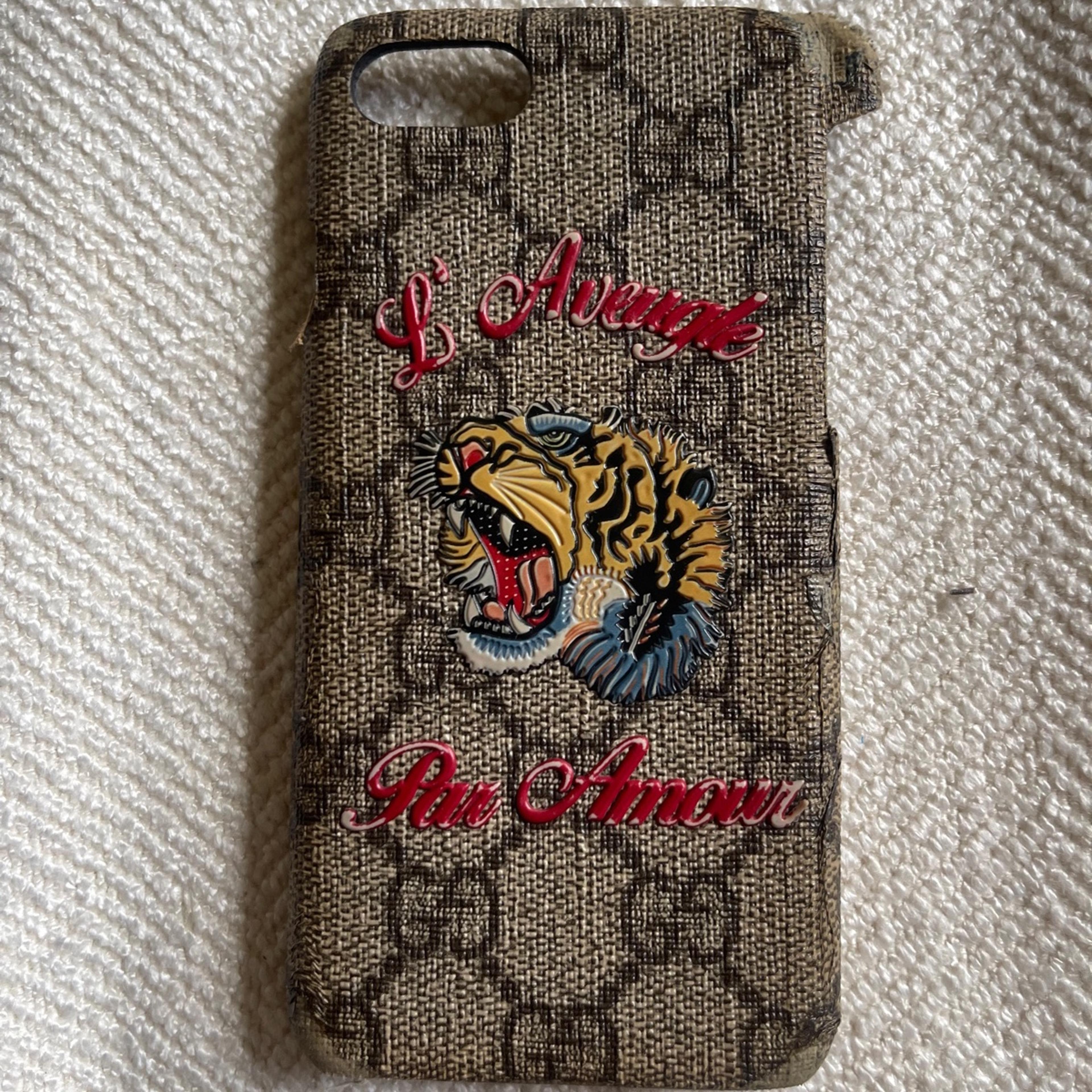 gucci cell phone case