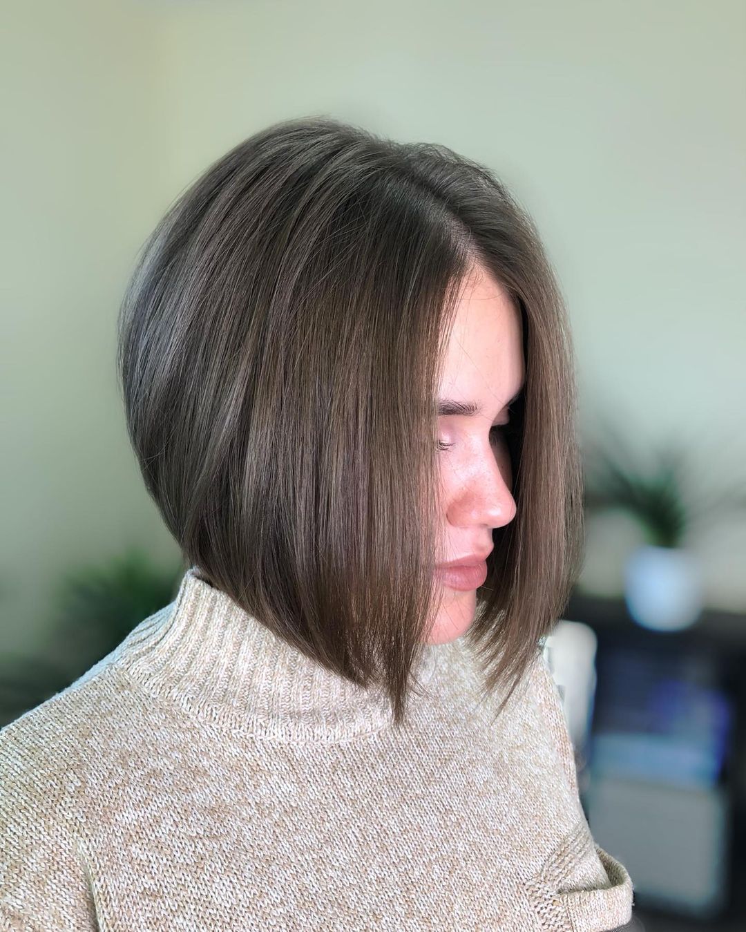 haircuts for chin length hair