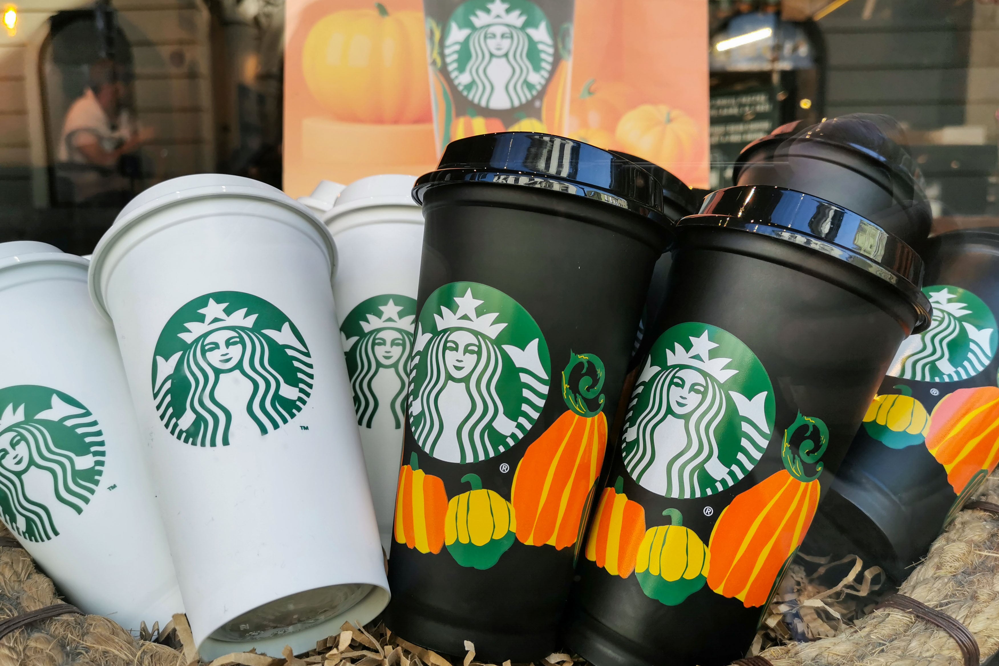 halloween starbucks tumbler